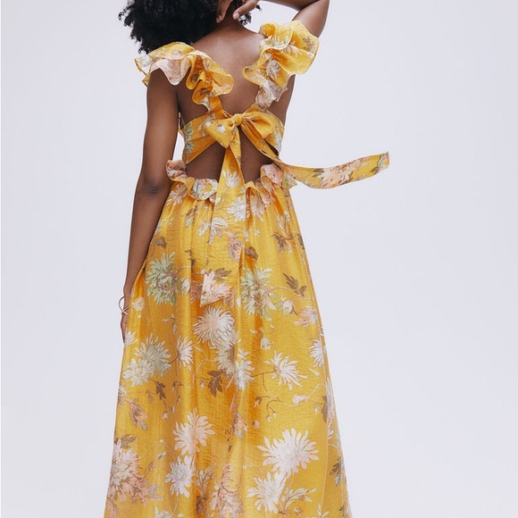 H&M Ruffled Yellow Dress - Picture 2 of 8